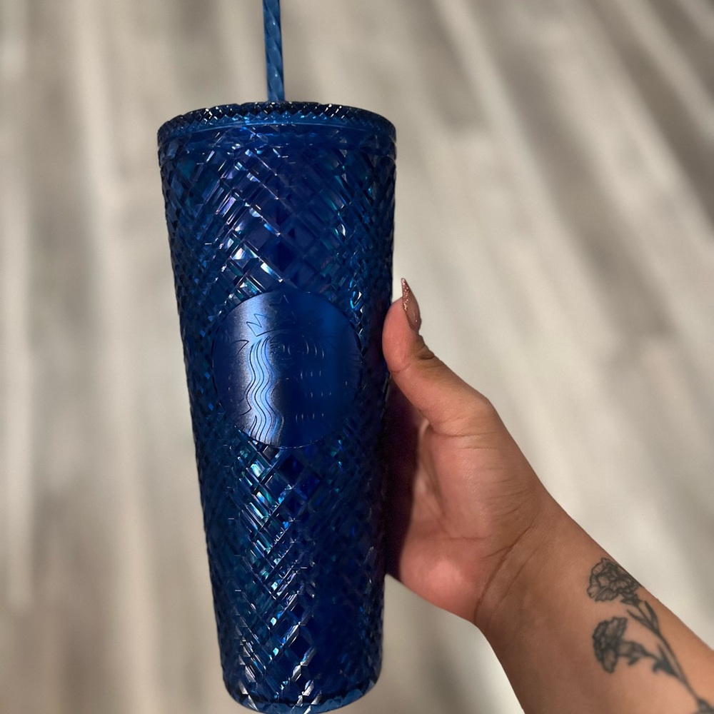 Starbucks "JEWELED AZURE" Blue
Tumbler Coffee Cup CHRISTMAS HOLIDAY